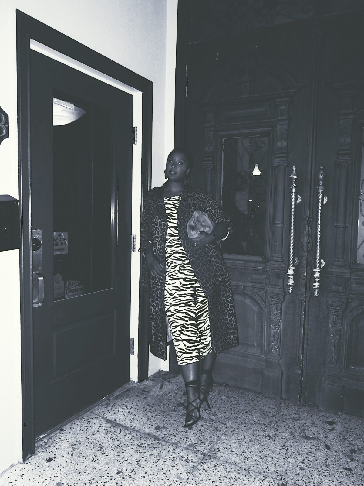 bold-prints-for-curvy-women